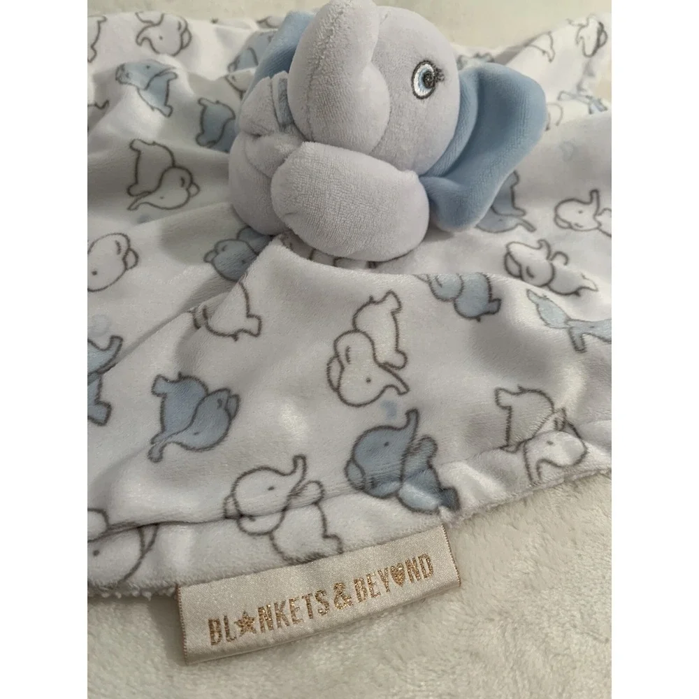 Blankets & Beyond Blue White Elephant Security Baby Blanket‎ Plush Lovey Toy